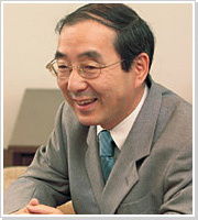 手塚 公登 教授