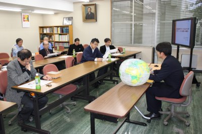 Conference Report: Seijo University’s Institute for Economic Studies Holds Mini Symposium: “The Globalization of Japanese Businesses, and Trumponomics: The Impact on the Mexican Economy,” co-hosted by Seijo University’s Institute for Economic Studies under the Research Branding Program for Private Universities.