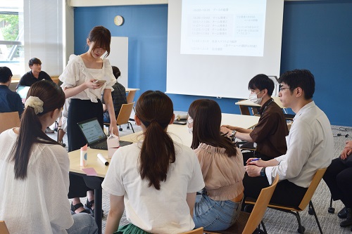 屋台形式での発表