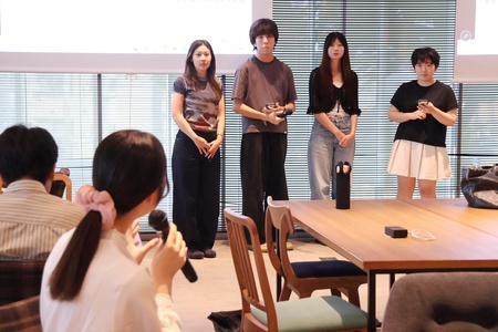 学生同士の質疑応答も活発に