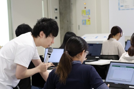 一人ひとり丁寧にアドバイス