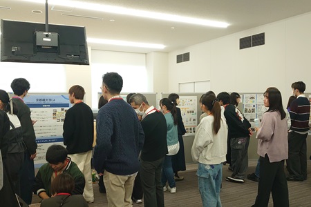 「活動紹介」のポスターセッション