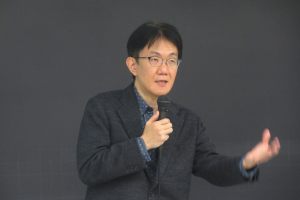 成城大学共通教育研究センター主催　公開FDワークショップ’18「表現教育の可能性」が開催されました