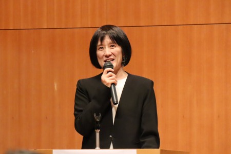 総合司会を務めていただいた山岡 かずみ 氏