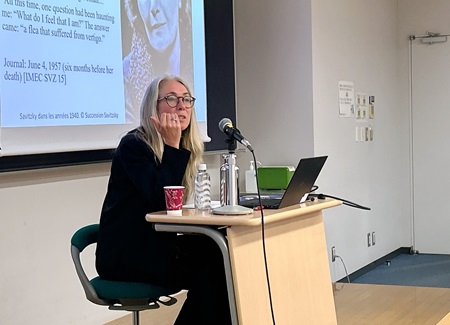 Julia A. Holter 氏　講演の様子