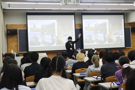 大学院生の松岡さんによる発表