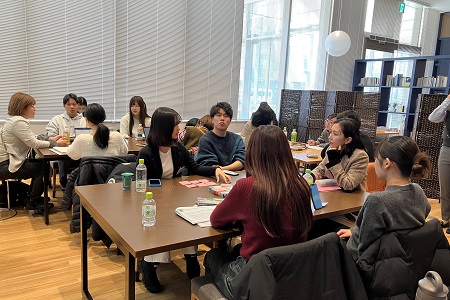 現地研修：活発な議論が交わされました