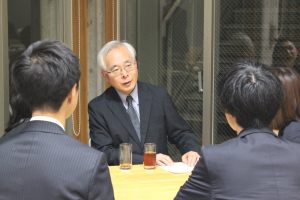 学生代表が学長と懇談 －学長・総務会懇談会－