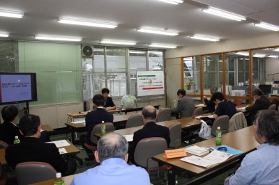 Conference Report: Seijo University’s Institute for Economic Studies Holds Mini Symposium: “The Globalization of Japanese Businesses, and Trumponomics: The Impact on the Mexican Economy,” co-hosted by Seijo University’s Institute for Economic Studies under the Research Branding Program for Private Universities.