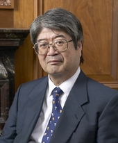 清水 眞澄 氏〈三井記念美術館館長・元成城大学学長〉